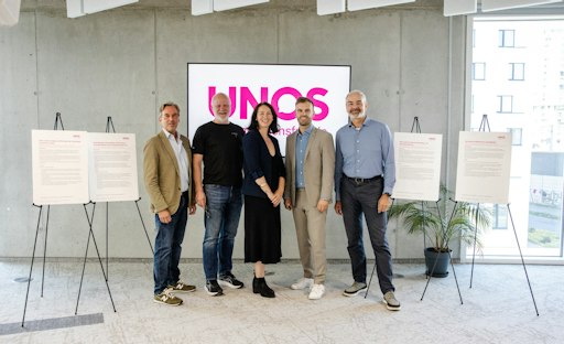 Vorschau Bild von Präsentation des neuen Leitantrags
