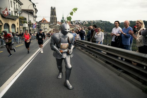 In 30 Kilo Rüstung beim Murtenlauf. // Weiterer Text über ots und
www.presseportal.ch/de/nr/100062399 / Die Verwendung dieses Bildes
für redaktionelle Zwecke ist unter Beachtung aller mitgeteilten
Nutzungsbedingungen zulässig und dann auch honorarfrei.
Veröffentlichung ausschließlich mit Bildrechte-Hinweis.