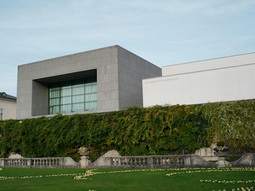 Vorschau Bild von Solitär Universität Mozarteum
