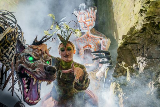 Die irische Mythologie spielt bei Halloween eine wichtige Rolle
und verweist auf den Urprung dieses Festes. Das spiegelt sich auch
in den aktuellen Darstellungen wider // Weiterer Text über ots und
www.presseportal.de/nr/51158 / Die Verwendung dieses Bildes für
redaktionelle Zwecke ist unter Beachtung aller mitgeteilten
Nutzungsbedingungen zulässig und dann auch honorarfrei.
Veröffentlichung ausschließlich mit Bildrechte-Hinweis.