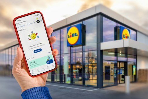 Ab sofort in der Lidl Plus App: Punkte sammeln und flexibel gegen
mehr als 270 Belohnungen oder Rabatte eintauschen. (Abdruck für
Pressezwecke honorarfrei, Fotocredit: Lidl Österreich) - KI bearbeitet