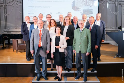 Vorschau Bild von Von links: Dieter Althaus, Thomas Sattelberger, Barbara
Eibinger-Miedl