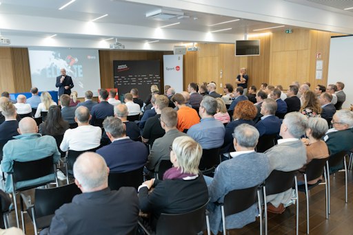 Vorschau Bild von Gäste des Events "ELEVATE 2026 - Bewegung schafft Erfolg" sitzen
im Veranstaltungsraum vom Olympiazentrum Linz.