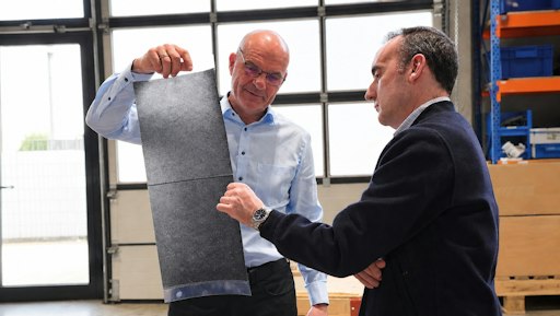 Vorschau Bild von BLUE SurfaceCleaner - Technologie aus Österreich