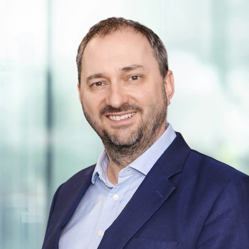 Vorschau Bild von Hermann Futter, CEO der Compass-Gruppe