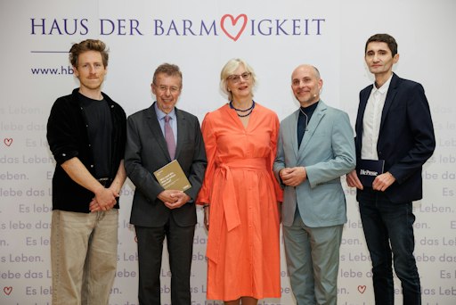 Fachveranstaltung: chronisch_konkret - Wirr und Wir. Was ist
schon normal? Im Bild vlnr.: Leon Engler, BA MA MA (Psychologe und
Autor "Botanik des Wahnsinns"), Univ.-Prof. Dr. Christoph Gisinger
(Institutsdirektor Haus der Barmherzigkeit), Dr. Athe Grafinger, MSc
(NÖ Landesgesundheitsagentur), Prim. Dr. Michael Lazansky, MBA
(Facharzt für Psychiatrie und Leiter der Abt. für Gerontopsychiatrie
Haus der Barmherzigkeit) und Moderator Köksal Baltaci (Die Presse)