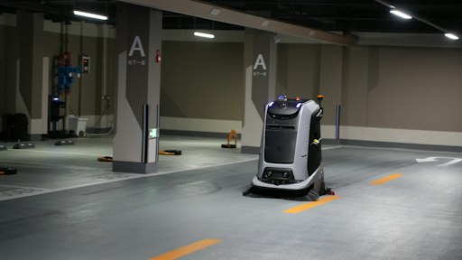 Vorschau Bild von Marvel navigiert mithilfe von 3D-LiDAR, 360°-Umgebungserfassung
und SLAM-basierter Lokalisierung autonom durch dynamische
Umgebungen.