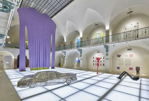 Einblick in die Ausstellung One Minute Forever // Weiterer Text
über ots und www.presseportal.de/nr/181495 / Die Verwendung dieses
Bildes für redaktionelle Zwecke ist unter Beachtung aller
mitgeteilten Nutzungsbedingungen zulässig und dann auch honorarfrei.
Veröffentlichung ausschließlich mit Bildrechte-Hinweis.