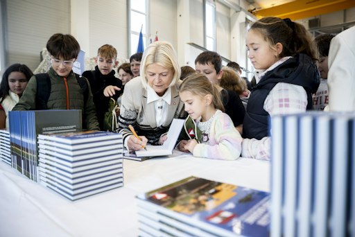 Vorschau Bild von Bundesheer: Neues Kinderbuch „Mit Adleraugen in einer Kaserne -
Der Grundwehrdienst aus einem anderen Blickwinkel“ vorgestellt