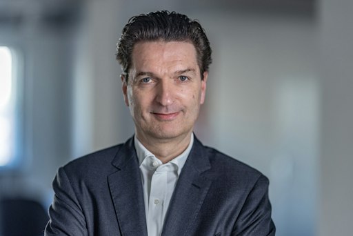 Vorschau Bild von Stefan Höchbauer, Vice President AWS Global Sales Germany and
Europe Central // Weiterer Text über ots und
www.presseportal.de/nr/8337 / Die Verwendung dieses Bildes für
redaktionelle Zwecke ist unter Beachtung aller mitgeteilten
Nutzungsbedingungen zulässig und dann auch honorarfrei.
Veröffentlichung ausschließlich mit Bildrechte-Hinweis.