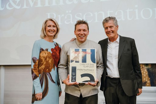 Gault&Millau Chef of the Year 2027 Philip Rachinger vom "Ois in
Mühltalhof" in Oberösterreich bei der Preisverleihung