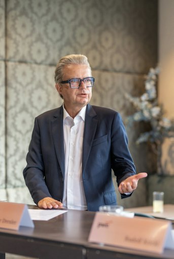 Vorschau Bild von Ehemaliger Landeshauptmann der Steiermark und neuer Senior
Advisor bei PwC Steiermark