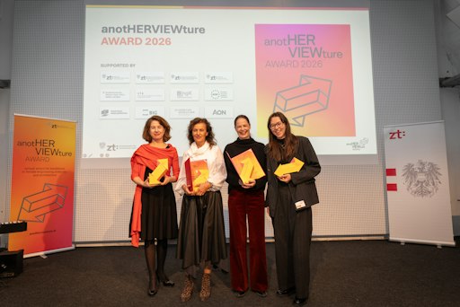 Die Gewinnerinnen (v.l.n.r.): Elisa Valero, Vlatka Rajčić, Anja
Innauer, Nina Beck bei der Preisverleihung im Architekturzentrum
Wien.